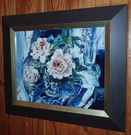 PIVOŇKY NA MODRÉM UBRUSU - HÁSKOVÁ SVĚTLA