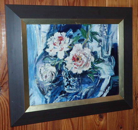 PIVOŇKY NA MODRÉM UBRUSU - HÁSKOVÁ SVĚTLA