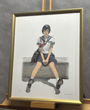 SEDÍCÍ JAPONSKÁ STUDENTKA - PTÁČEK PETR