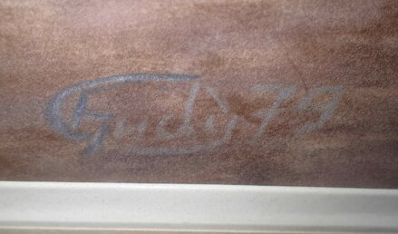 BAREVNÉ ASTRY - CHUDÝ