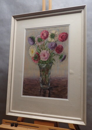 BAREVNÉ ASTRY - CHUDÝ