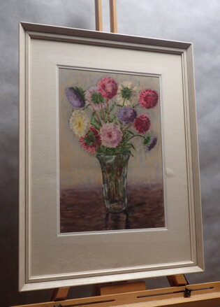 BAREVNÉ ASTRY - CHUDÝ