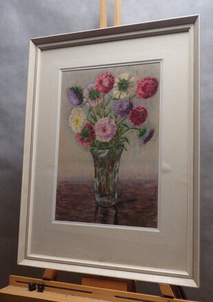 BAREVNÉ ASTRY - CHUDÝ