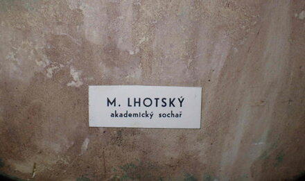 AKT SEDÍCÍ DÍVKY - LHOTSKÝ MILOSLAV